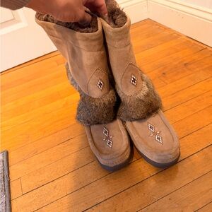 Manitobah Solstice winter boots